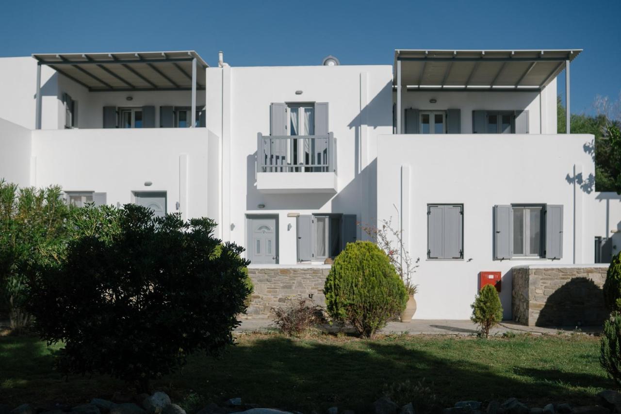 Indigo 3* Livadi (Serifos)
